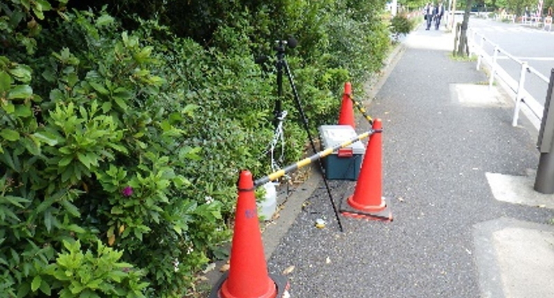 道路交通騒音・振動調査の様子